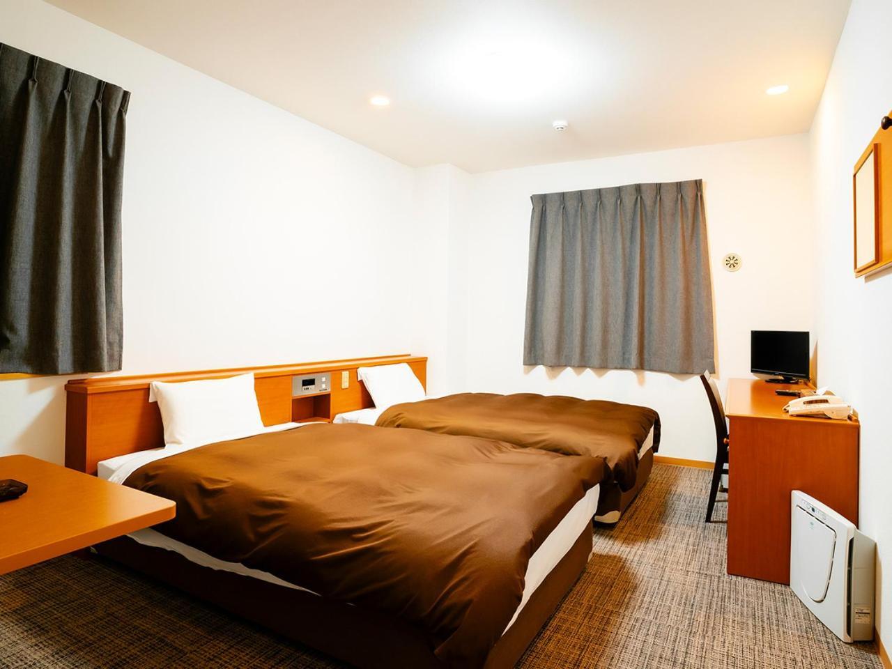 Kumamoto Ichibamae Business Kurenai Hotel Экстерьер фото